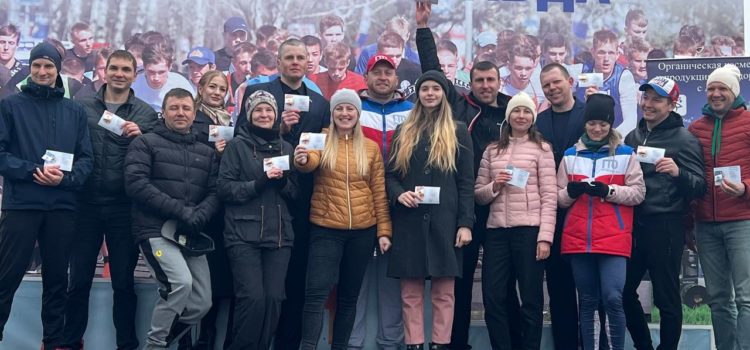 1 мая на площади Советов г. Барнаула были торжественно вручены знаки отличия комплекса ГТО